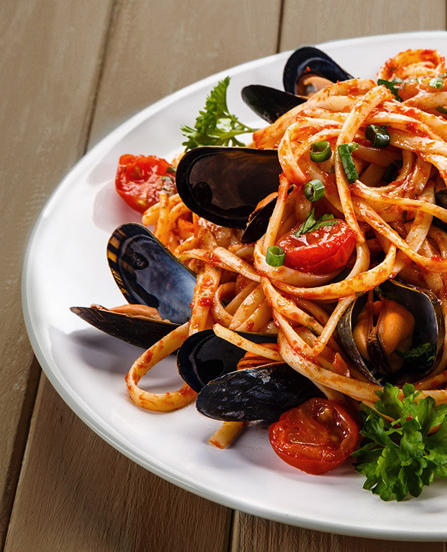 Ricetta di casa Agromonte: Spaghetti con sugo ai frutti di mare
